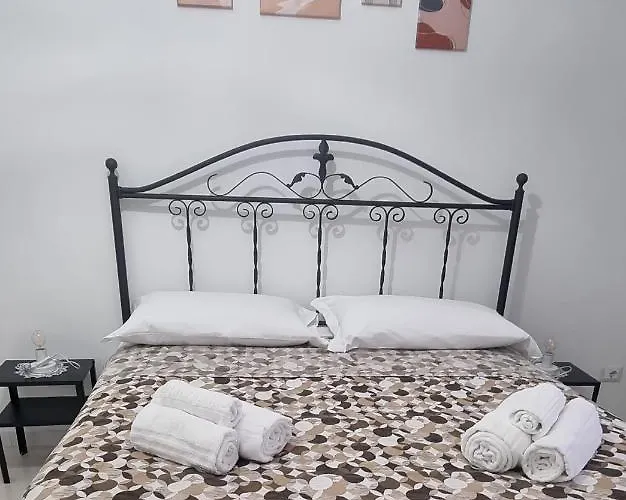 Binario38 فندق مبيت وإفطار بينيفنتو